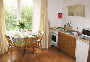 Newhall Flat 5: Self-catering West End of Glasgow