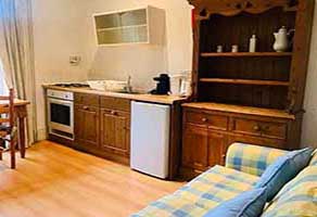 Newhall Flat 5: Self-catering West End of Glasgow