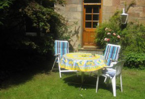 Garden Cottage: Self-catering West End of Glasgow