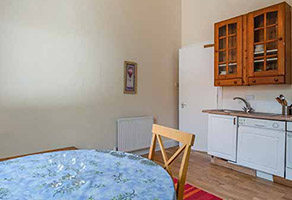Laurel Street 3 Bedroom Flat: Accommodation in Glasgow West End